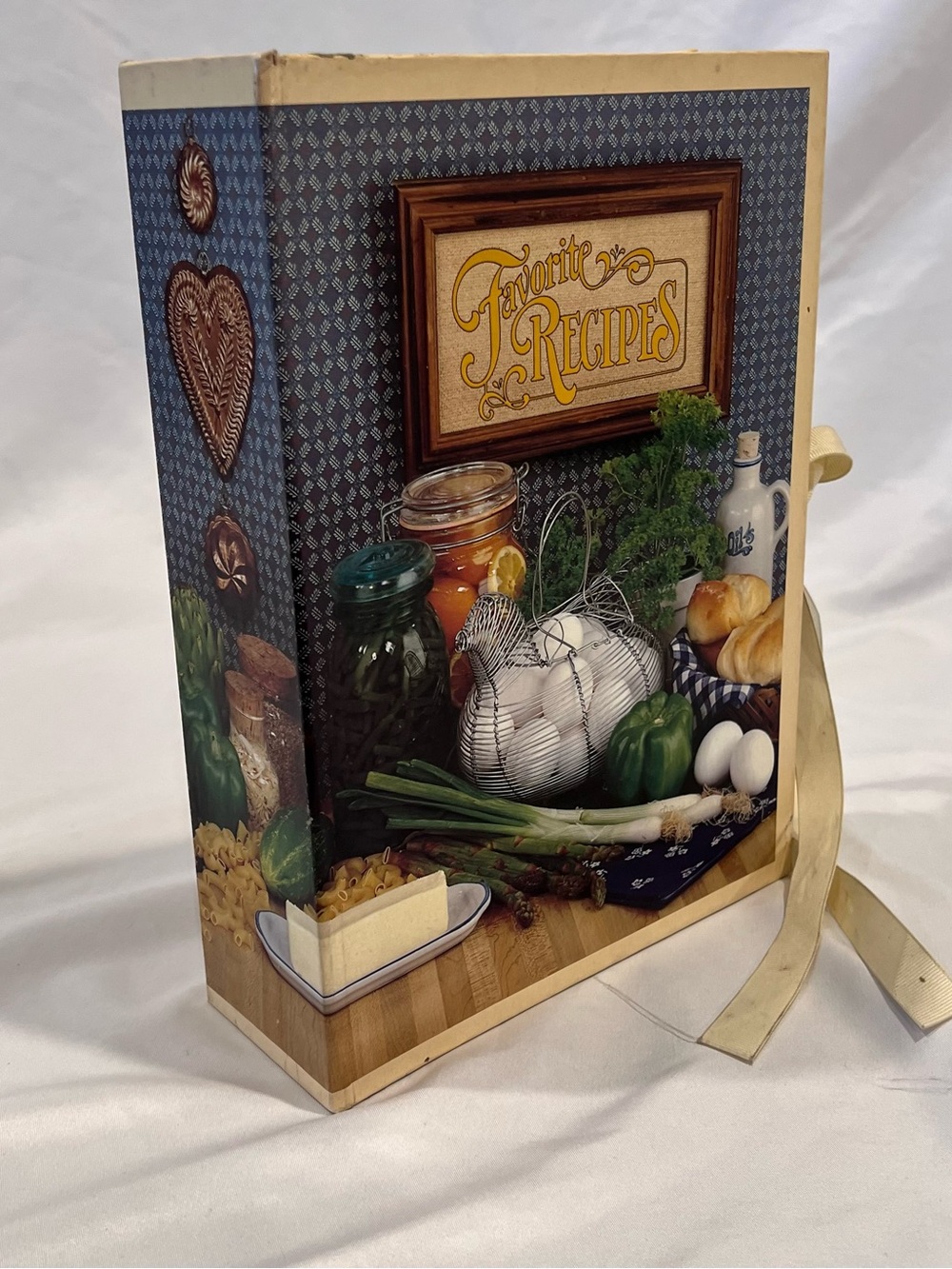 Vintage Hallmark Favorite Recipes Accordion Recipe Organizer